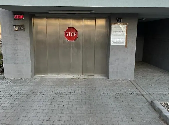 Apartament Marina شقة *